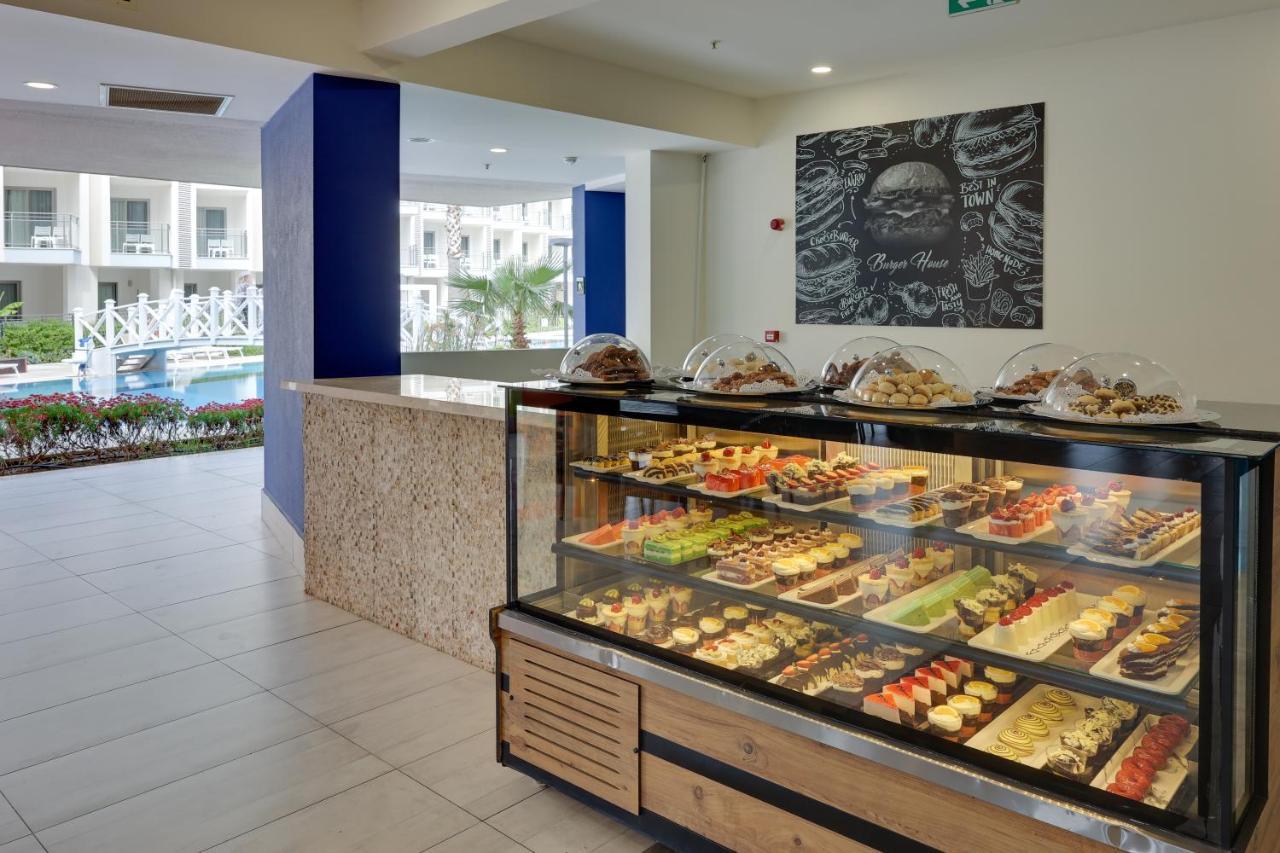 Ramada Hotel & Suites By Wyndham Kusadası Eksteriør billede