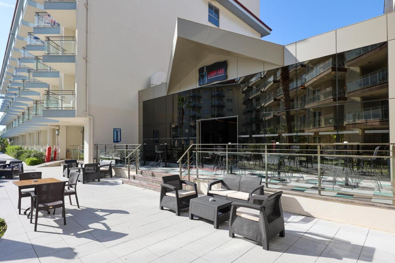 Ramada Hotel & Suites By Wyndham Kusadası Eksteriør billede