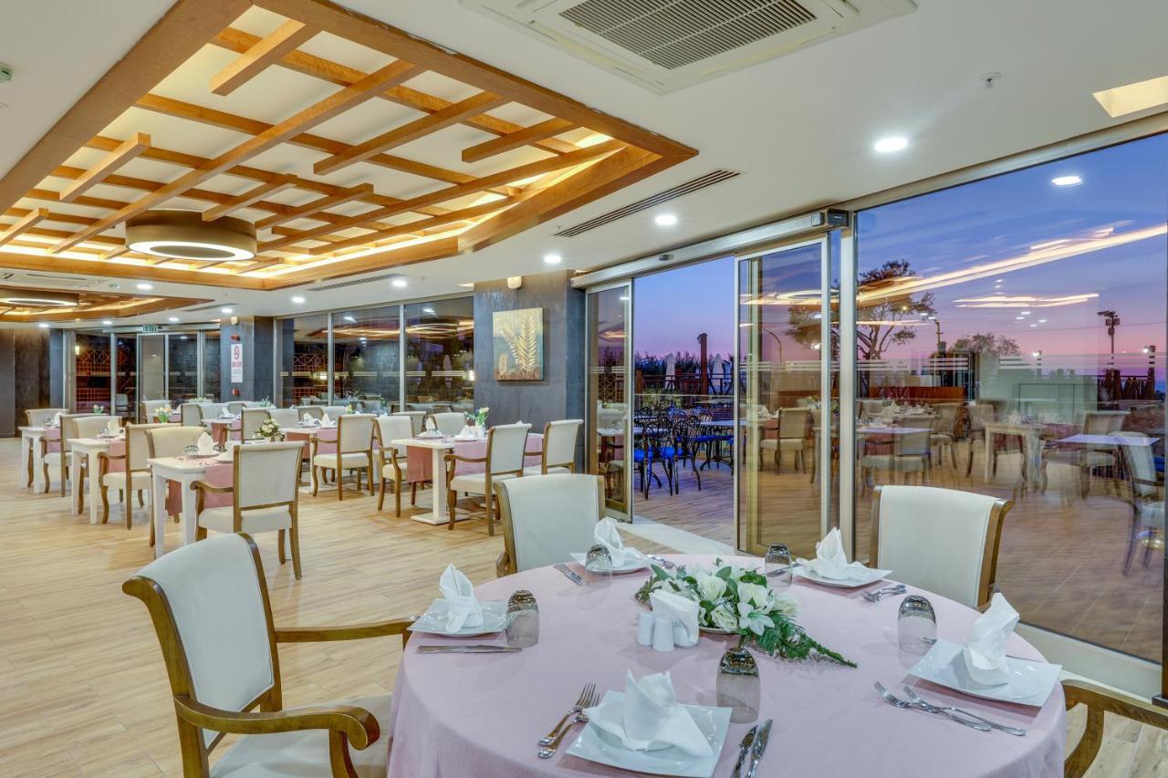 Ramada Hotel & Suites By Wyndham Kusadası Eksteriør billede