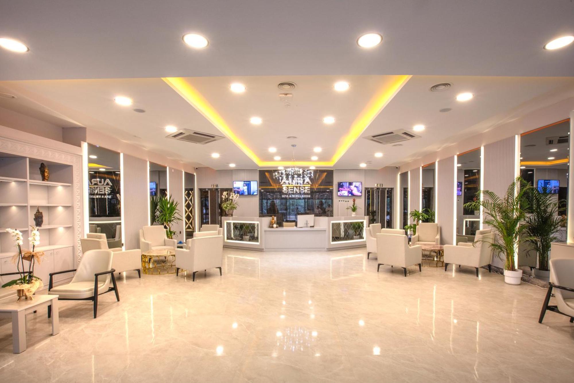 Ramada Hotel & Suites By Wyndham Kusadası Eksteriør billede